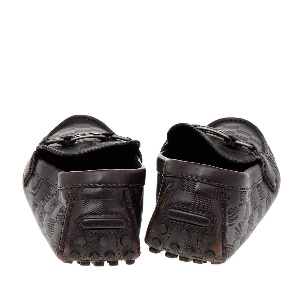 Louis Vuitton Damier Embossed Leather Hockenheim Slip On Loafers Size 43.5 In Fair Condition For Sale In Dubai, Al Qouz 2