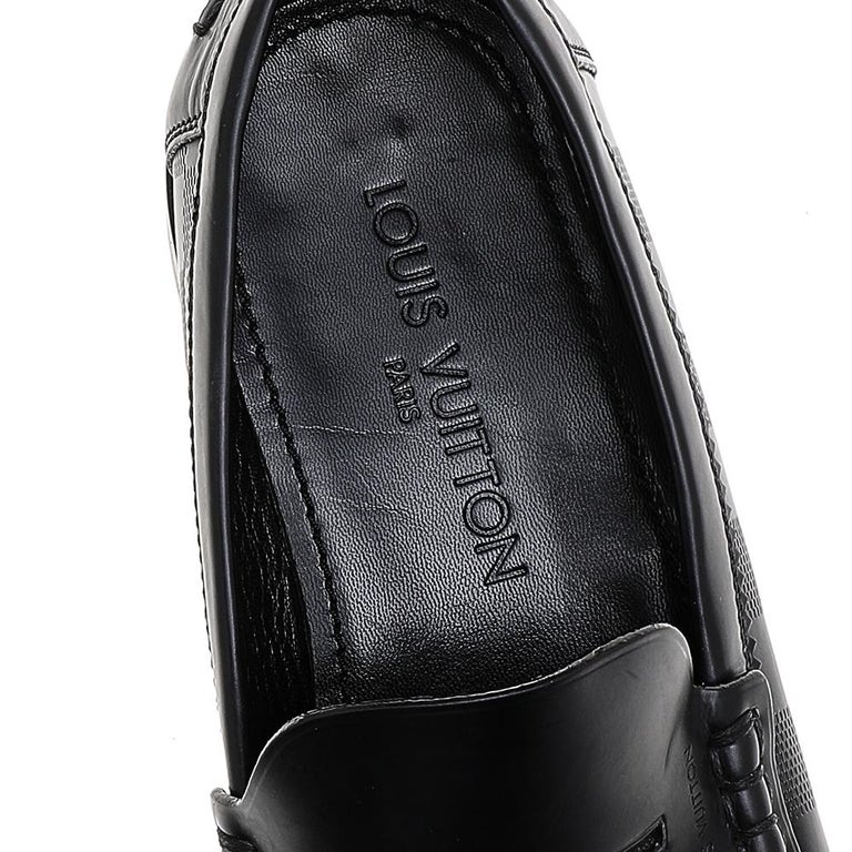 Louis Vuitton Damier Embossed Leather Outline Penny Slip On  display picture 1