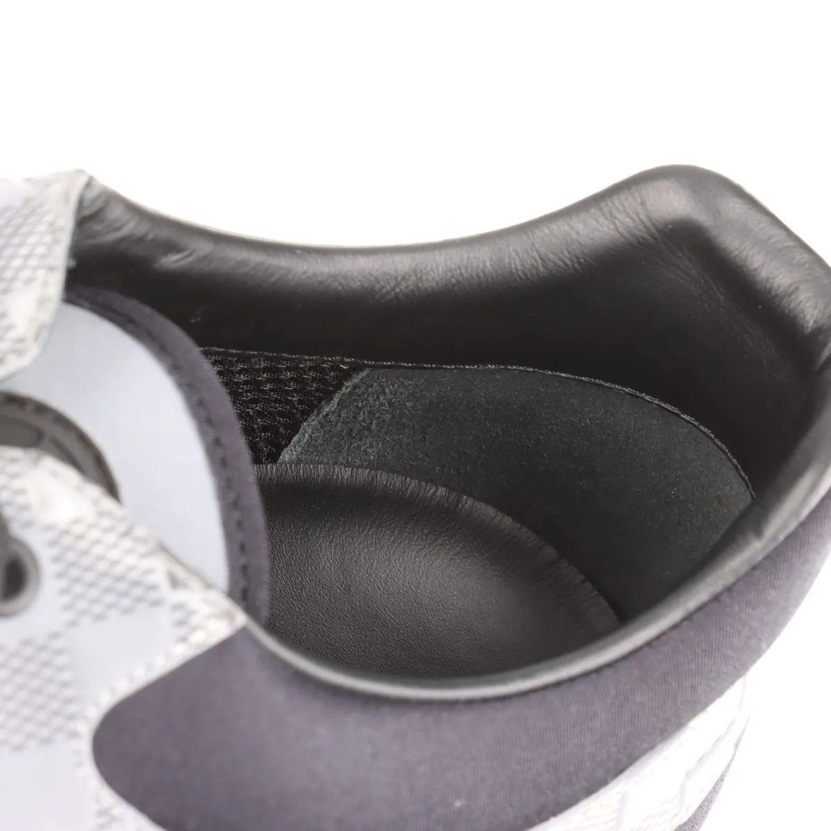 Louis Vuitton Damier Fastlane Leather Sneaker Gray x Black For Sale 8