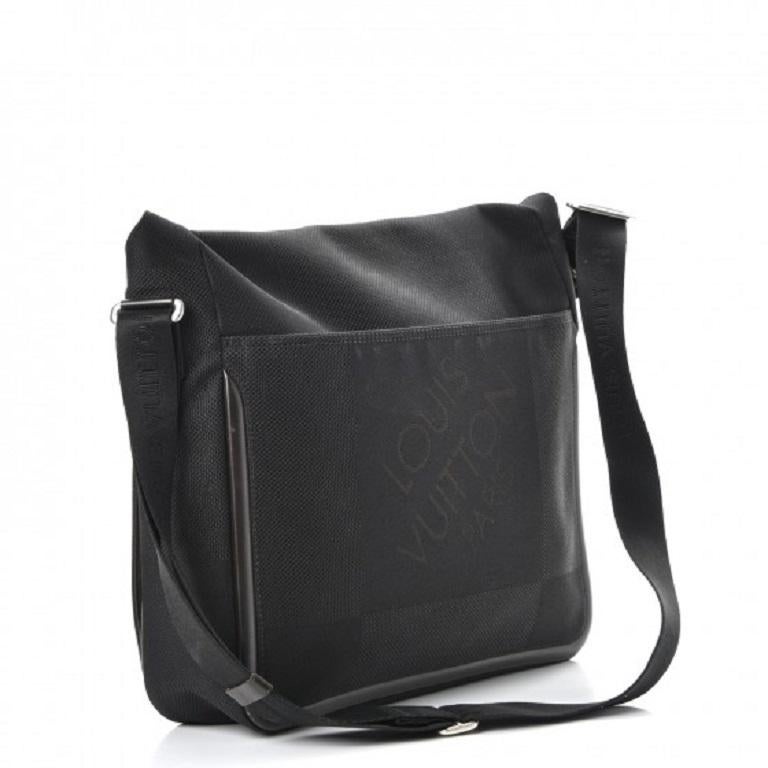 Louis Vuitton Black Damier Geant Canvas Petit Messenger Bag - Yoogi's Closet