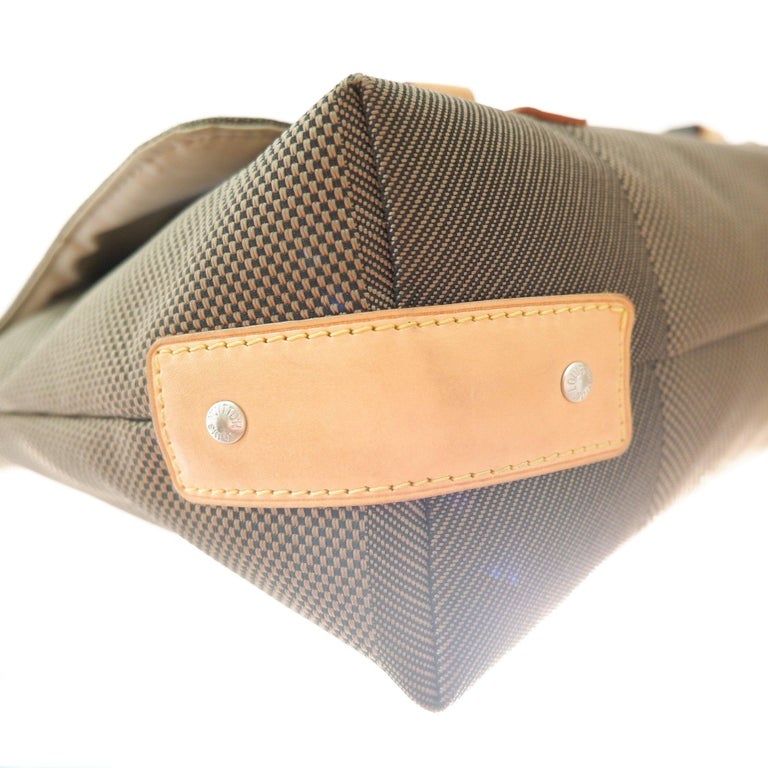 Louis Vuitton Brown Damier Geant Loup Messenger Bag Cloth Cloth ref.922097  - Joli Closet