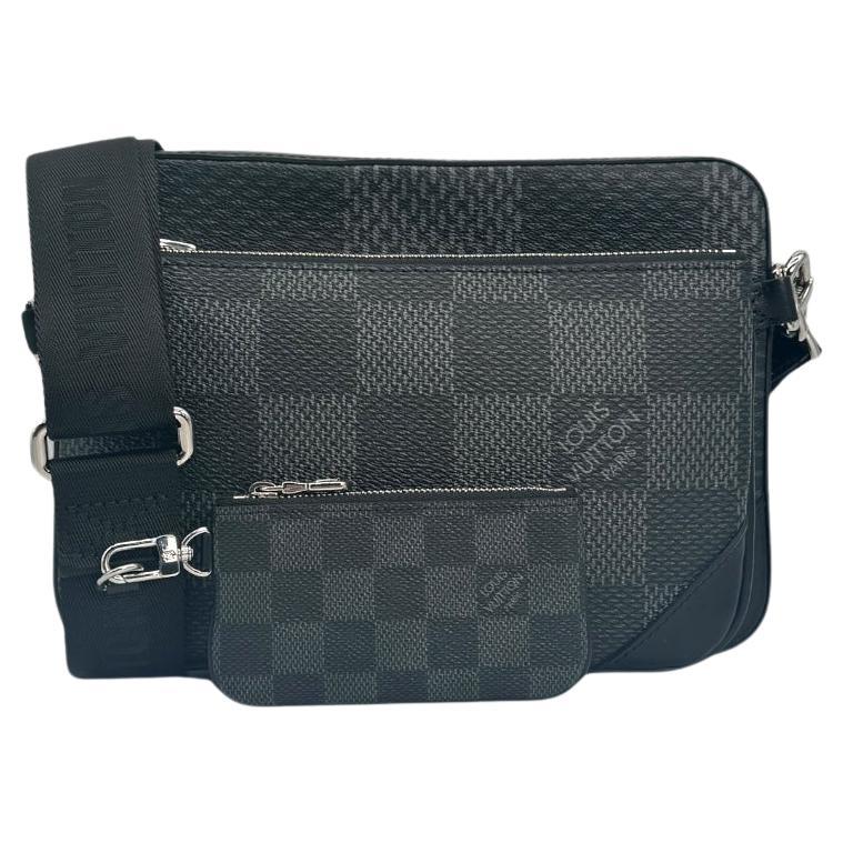 Louis Vuitton Damier Graphite 3D Trio Messenger Bag For Sale