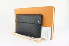 Louis Vuitton Damier Graphite Alpha Pochette GM Portfolio Toiletry Pouch 217lv28