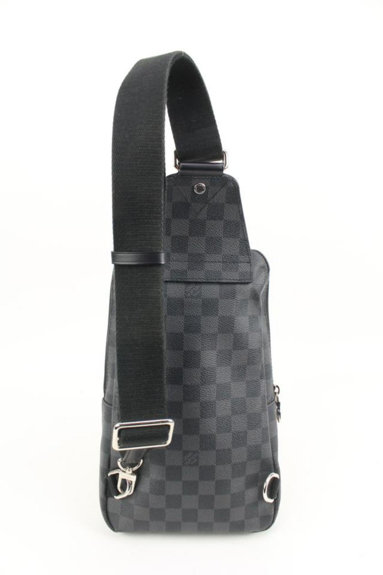 Louis Vuitton Damier Graphite Avenue Sling Bag 48lk43 In Good Condition In Dix hills, NY