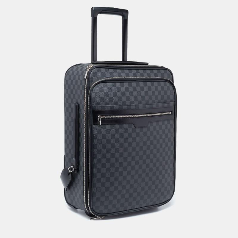 Louis Vuitton Damier Graphite Canvas Business Pegase Legere 55 Luggage Bag In Excellent Condition In Dubai, Al Qouz 2