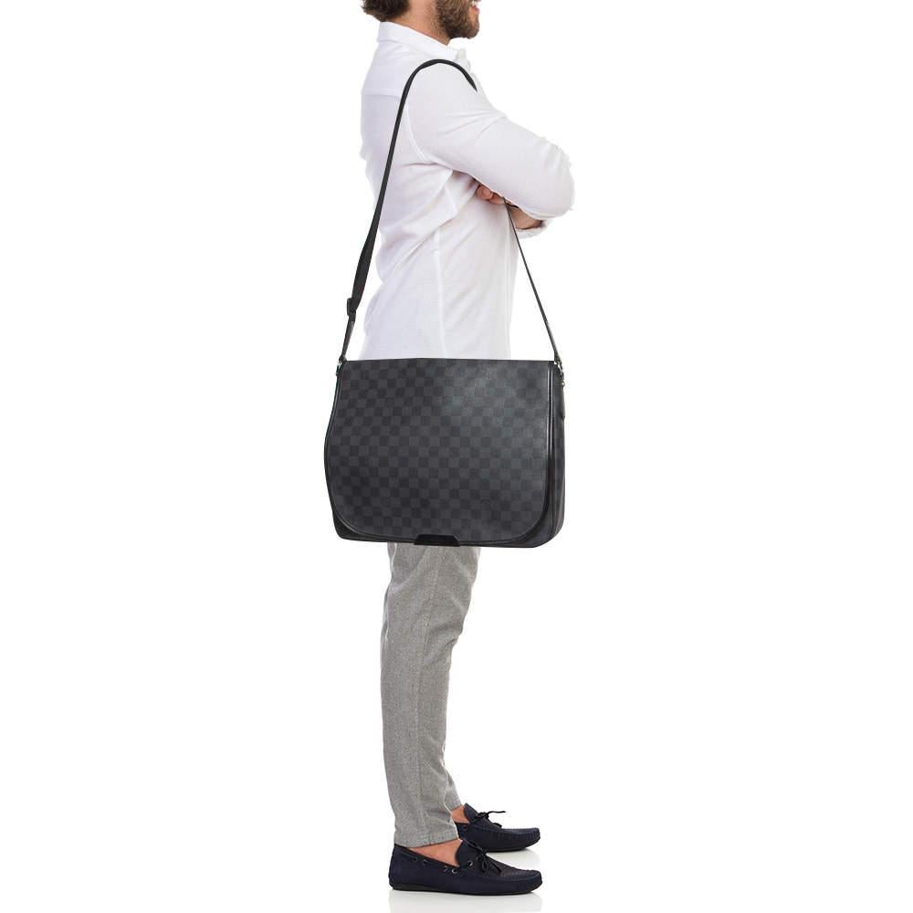 Louis Vuitton Damier Graphite Canvas Daniel GM Bag In Good Condition In Dubai, Al Qouz 2