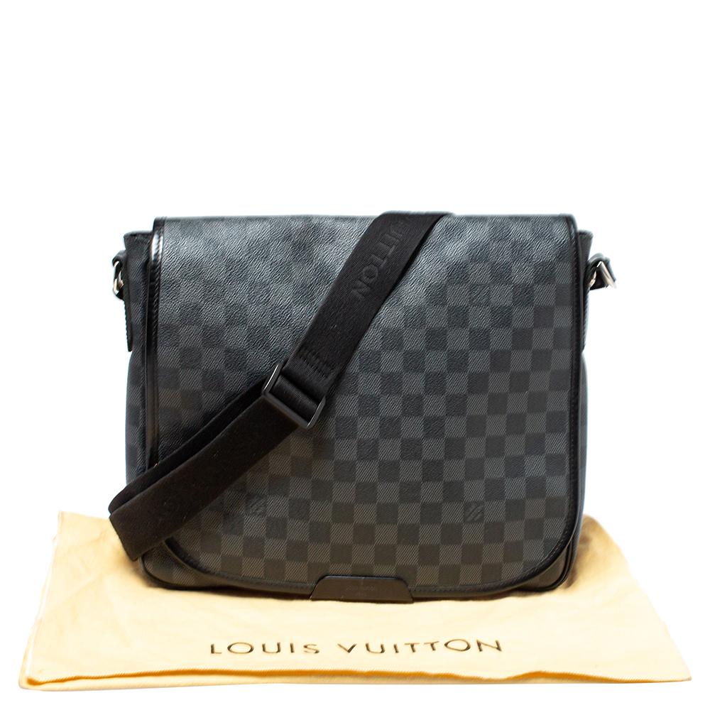 Louis Vuitton Damier Graphite Canvas Daniel MM Messenger Bag 5