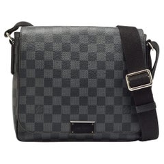 Louis Vuitton - Sac District PM en toile damier et graphite