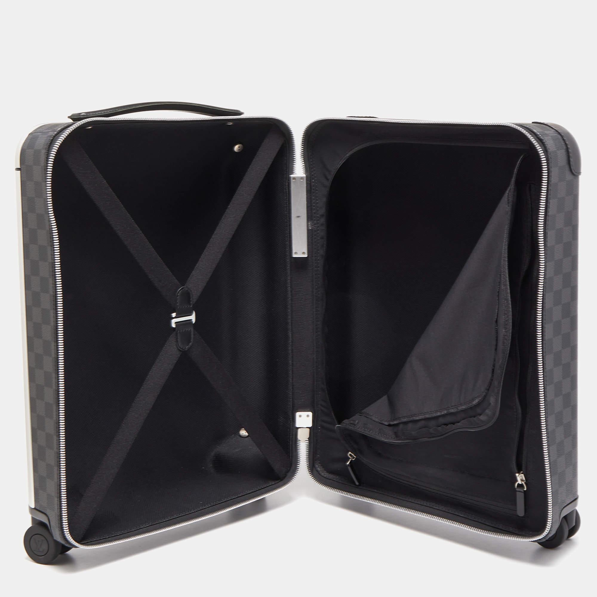 Louis Vuitton Damier Graphite Canvas Horizon 50 Luggage 5