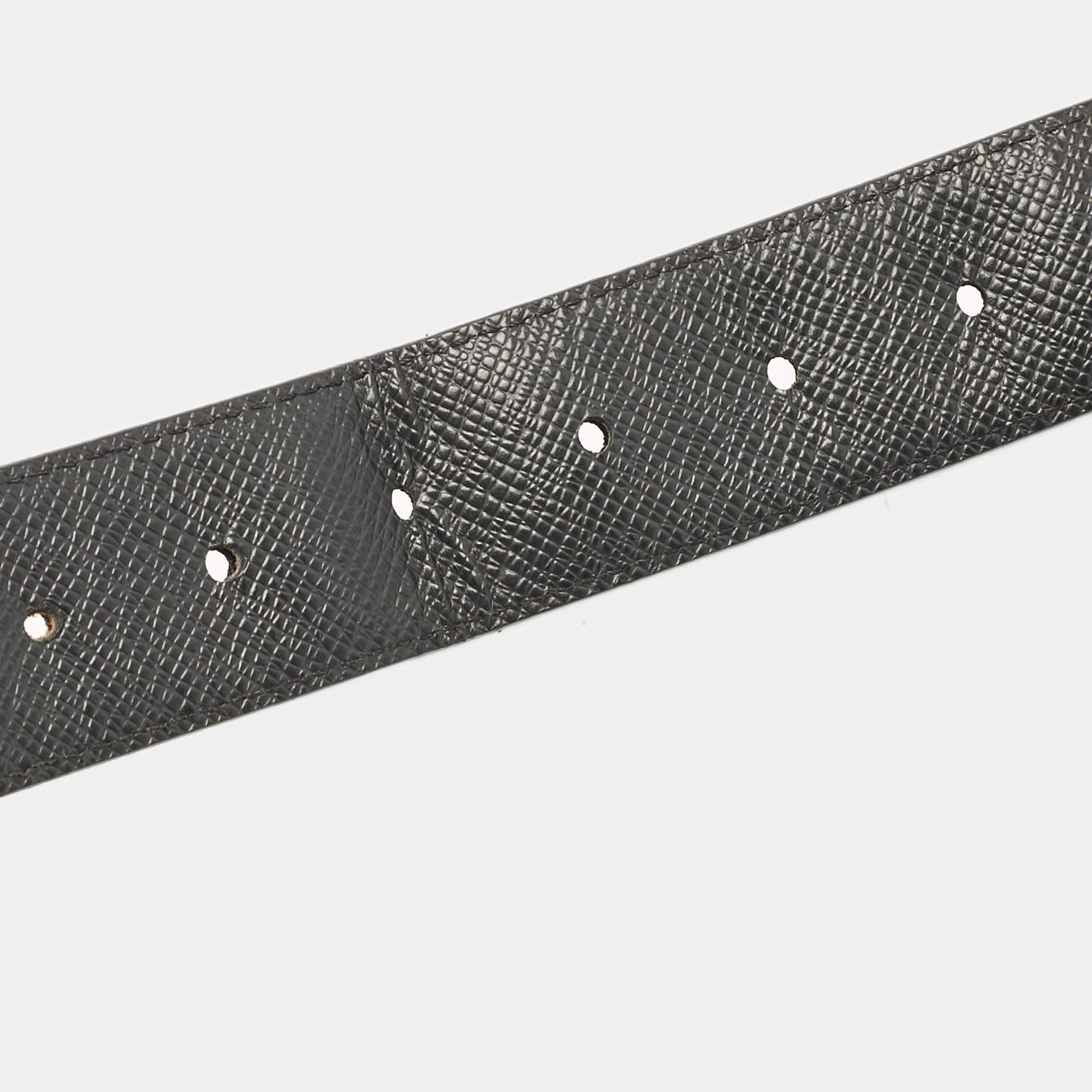 Louis Vuitton Damier Graphite Canvas Inventeur Reversible Belt 120 CM In Fair Condition For Sale In Dubai, Al Qouz 2