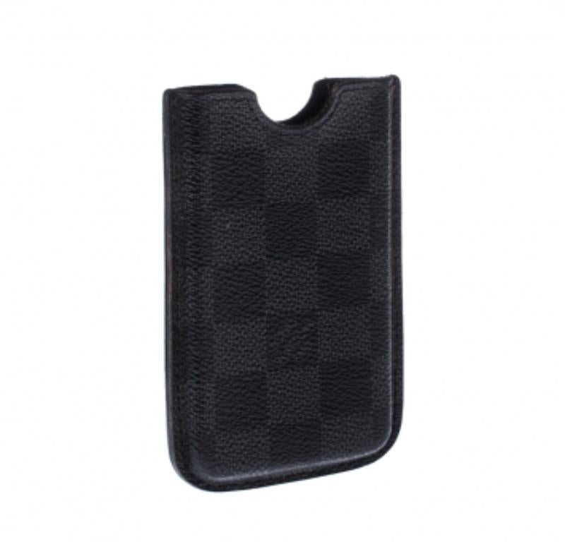 Cover per iPhone 4 Louis Vuitton in tela di grafite Damier in vendita 4