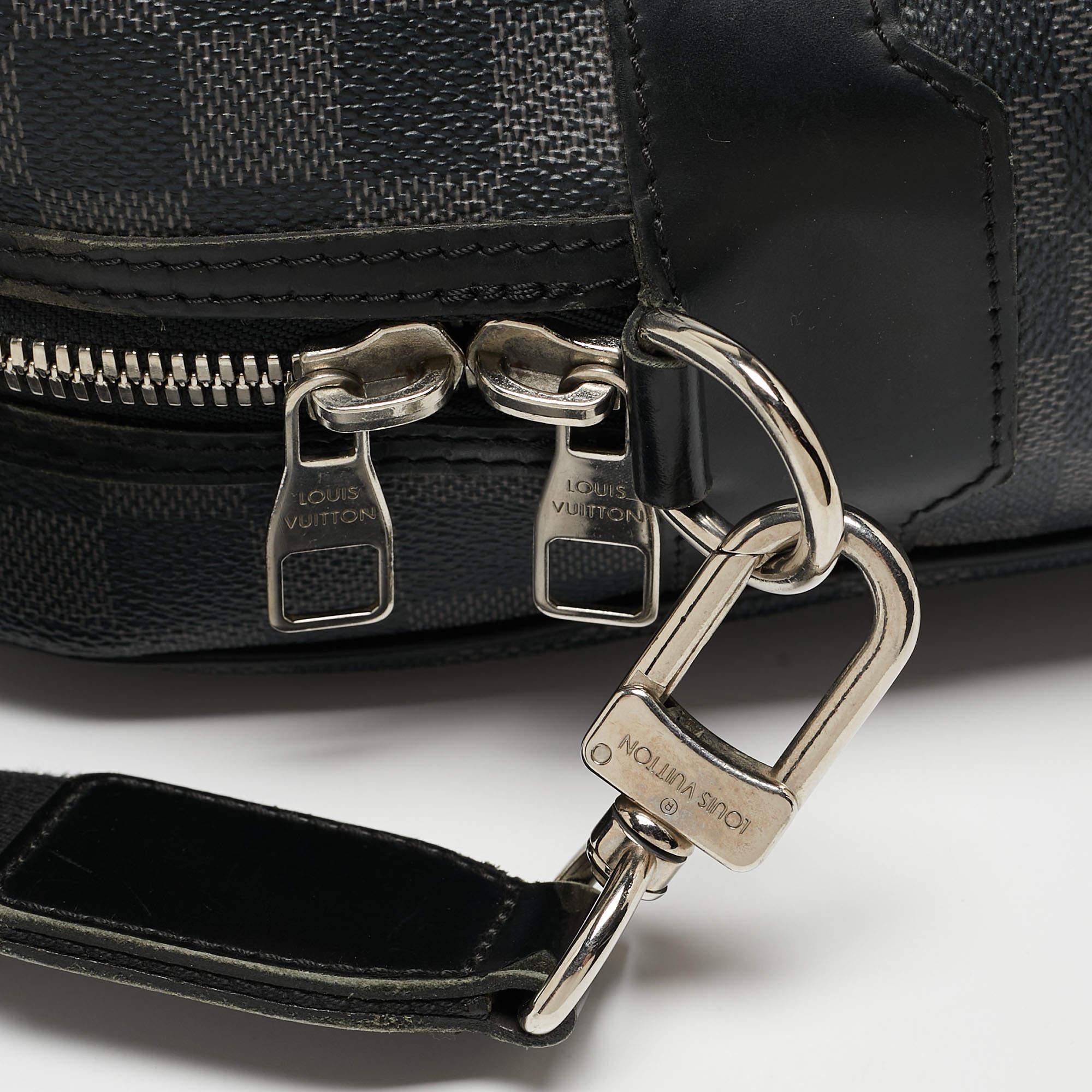 Louis Vuitton Damier Graphit Jorn Tasche aus Segeltuch Herren im Angebot