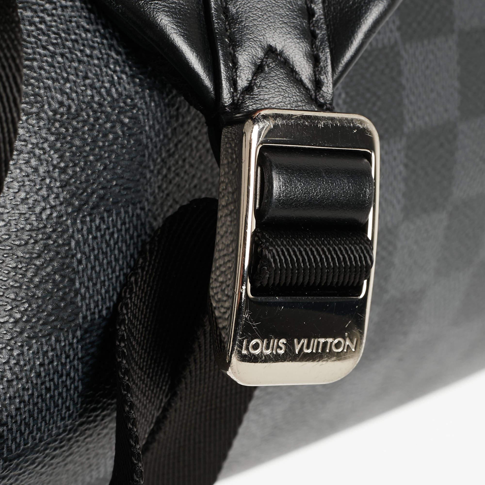 Men's Louis Vuitton Damier Graphite Canvas Josh Backpack