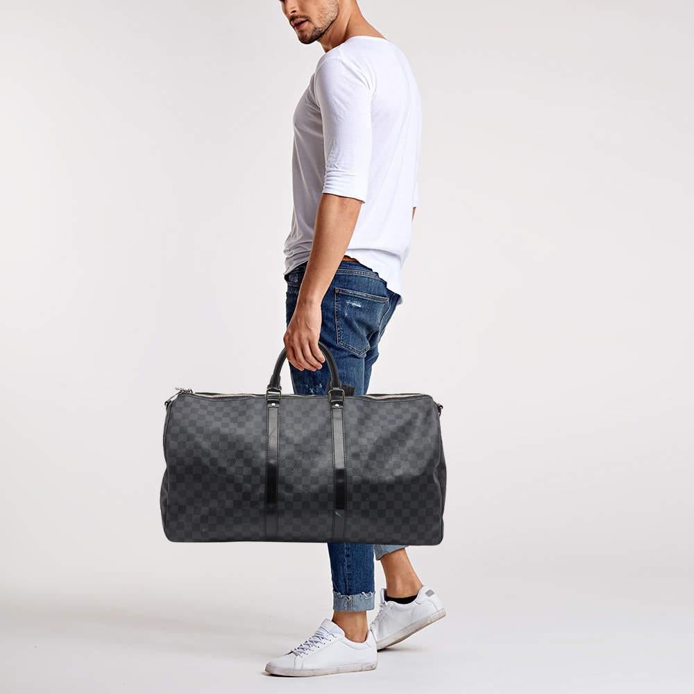 Louis Vuitton Damier Graphite Canvas Keepall Bandouliere 55 Bag In Good Condition In Dubai, Al Qouz 2