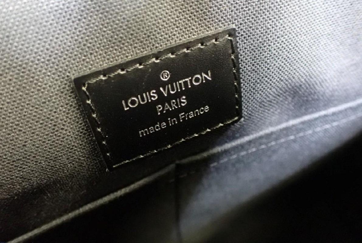 Black Louis Vuitton Damier Graphite Canvas Leather District PM Messenger Bag