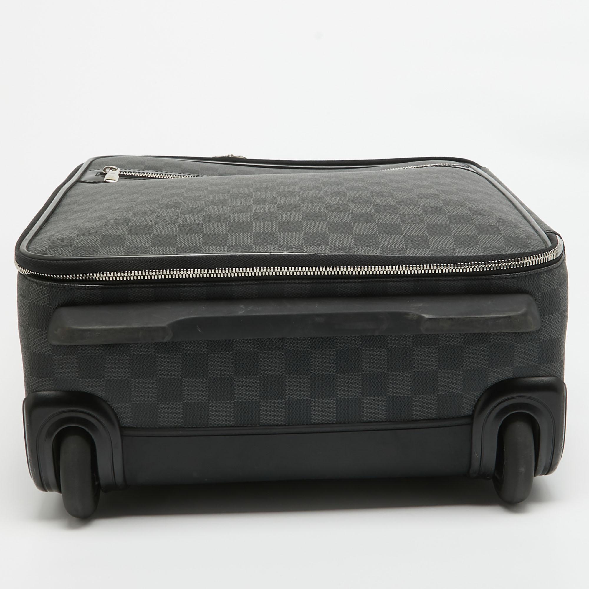 Louis Vuitton Damier Graphite Canvas Pegase 45 Luggage 3