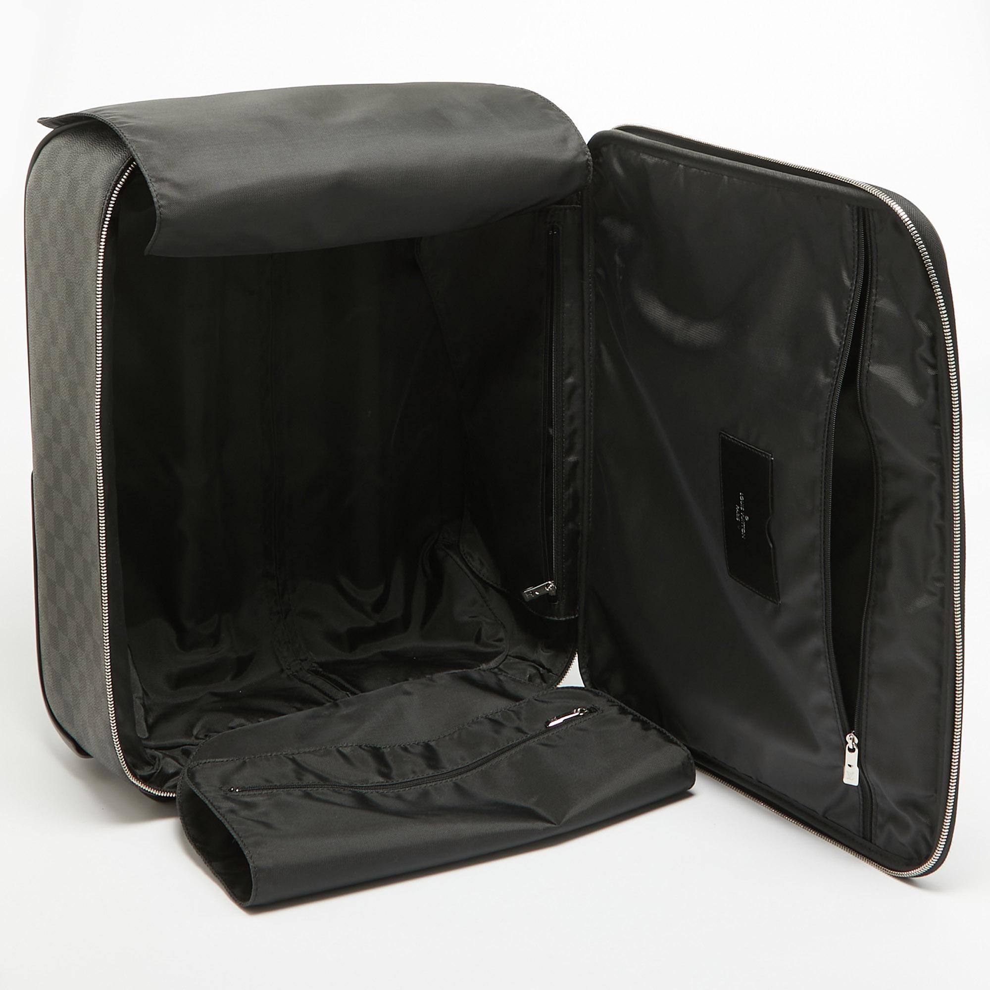 Louis Vuitton Damier Graphite Canvas Pegase 45 Luggage 4