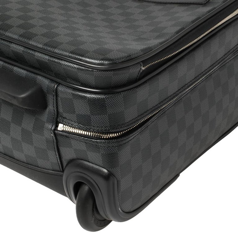 Shop Louis Vuitton DAMIER GRAPHITE Luggage & Travel Bags  (LVUSWMB6GRYZZZZZ00) by hina-snazz