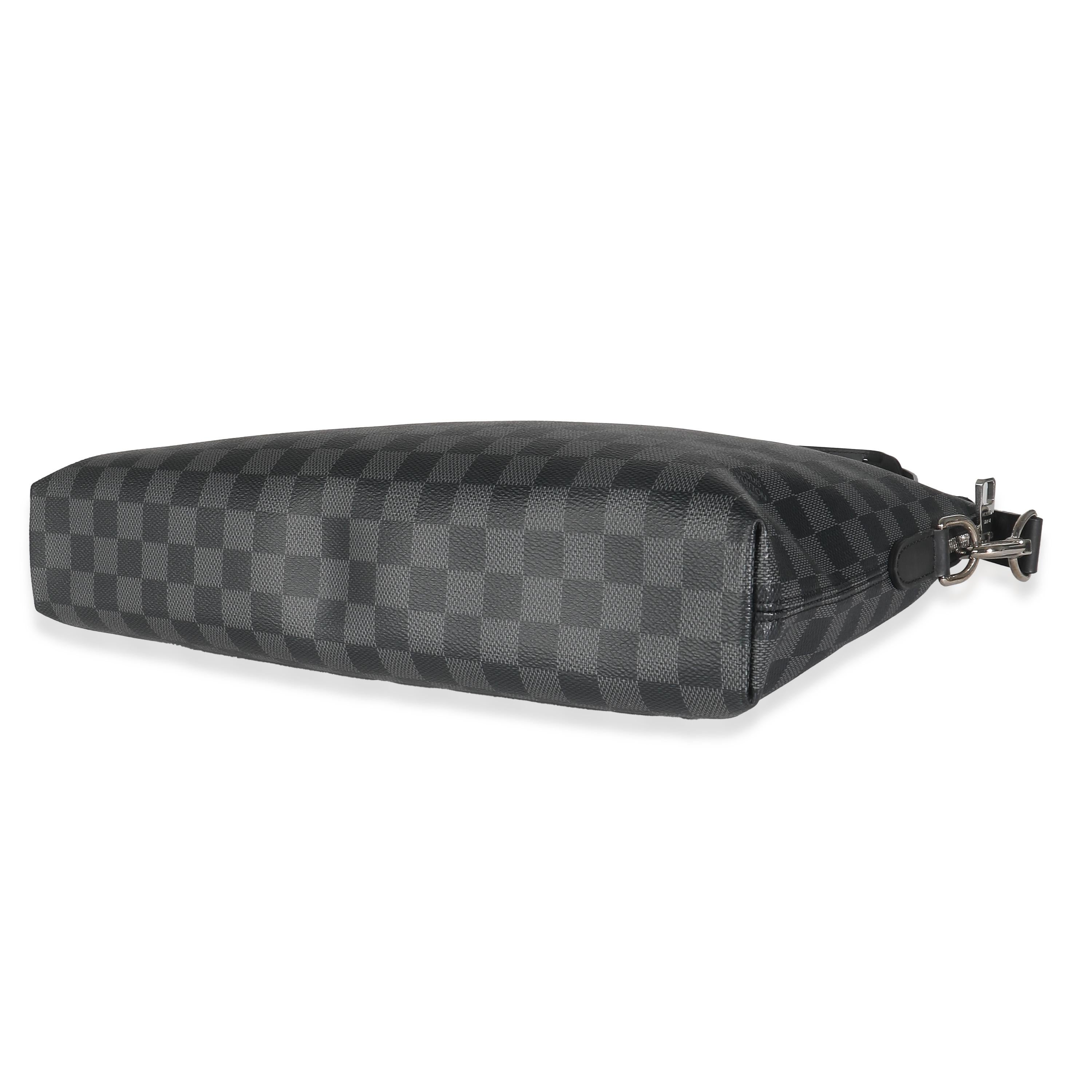Women's Louis Vuitton Damier Graphite Canvas Porte Documents Jour NM For Sale