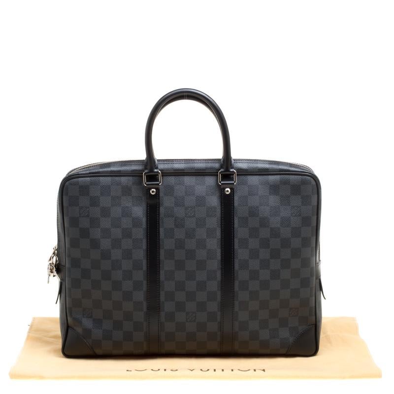 Louis Vuitton Damier Graphite Canvas Porte Documents Voyage Briefcase In Excellent Condition In Dubai, Al Qouz 2