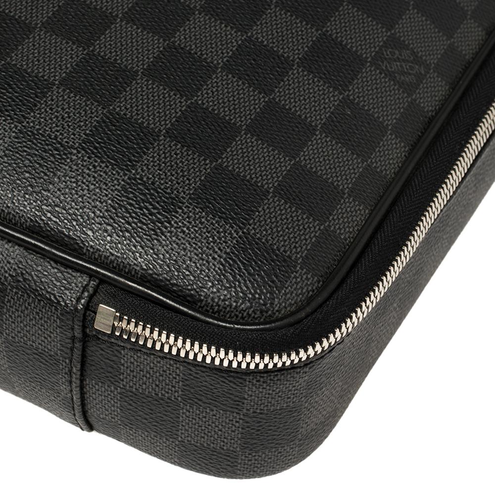 Louis Vuitton Damier Graphite Canvas Steeve Briefcase Bag In Fair Condition In Dubai, Al Qouz 2