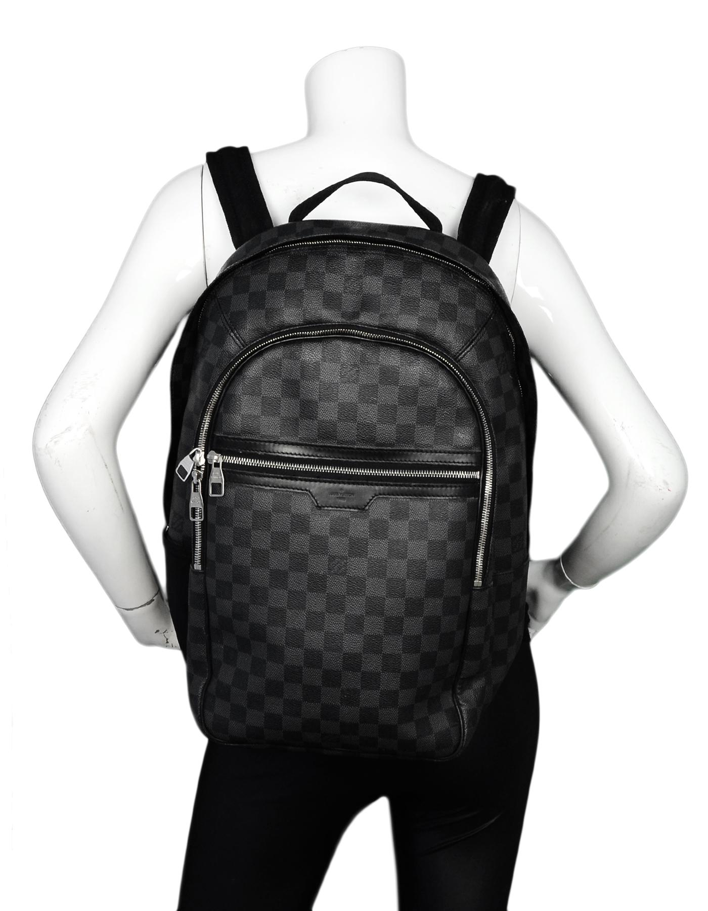 Louis Vuitton Damier Graphite Canvas Unisex Backpack

Made In: France
Year of Production: 2012
Color: Black/grey
Hardware: Silvertone
Materials: Coated canvas, nylon, metal
Lining: Black canvas
Closure/Opening: Zip around
Exterior Pockets: Front