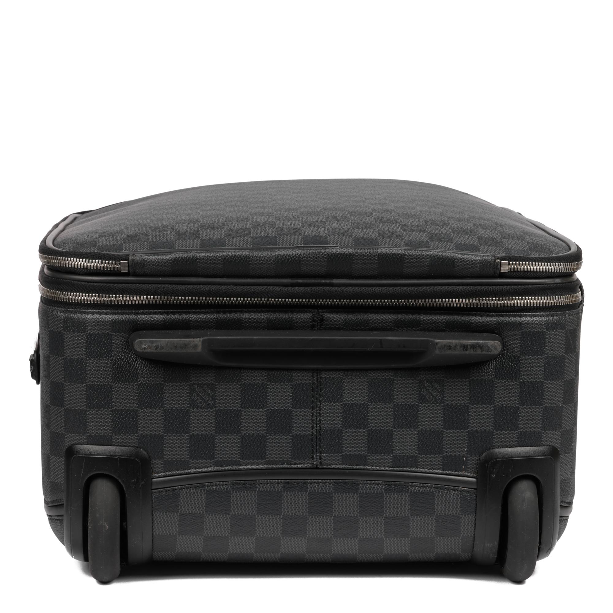 LOUIS VUITTON Damier Graphite Coated Canvas & Black Calfskin Leather Pegase 55 im Angebot 1
