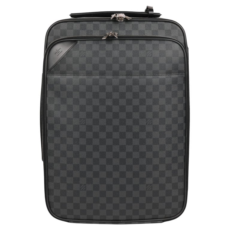 Used Black Louis Vuitton Black Epi Leather Pegase 50cm Suitcase