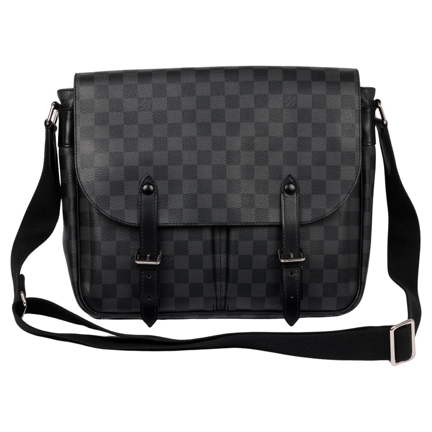 Louis Vuitton Damier Graphite Coated Canvas Christopher Messenger