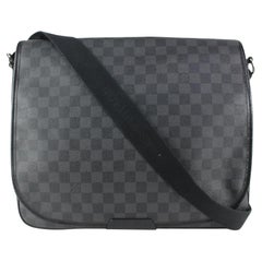 Louis Vuitton Damier Graphite Daniel GM Messenger Flap Bag 105lv12