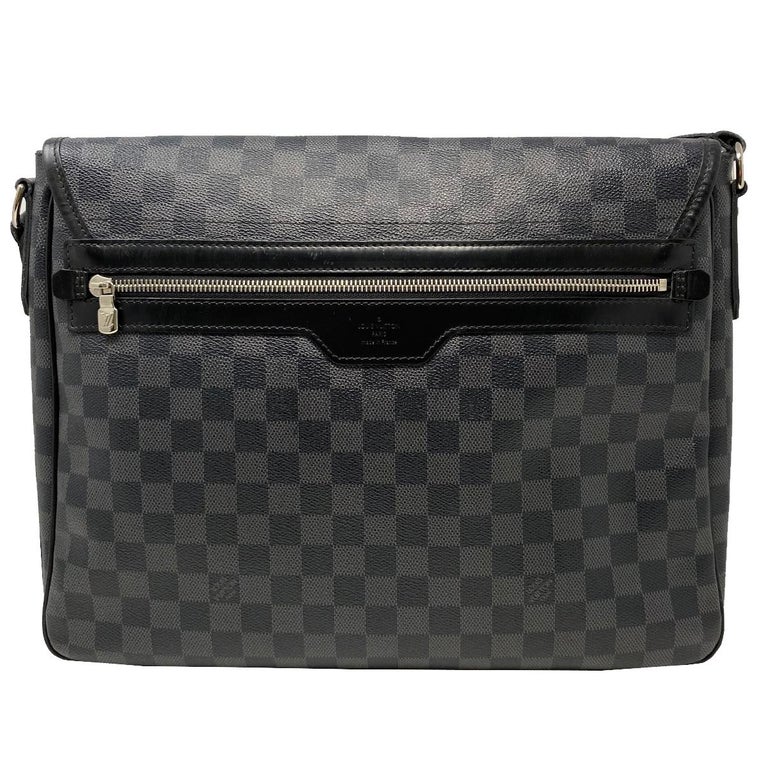 Louis Vuitton, Bags, Louis Vuitton Damier Graphite Messenger Bag