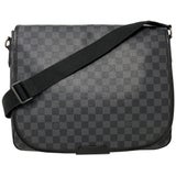LOUIS VUITTON. Messenger bag in graphite checkerboard ca…
