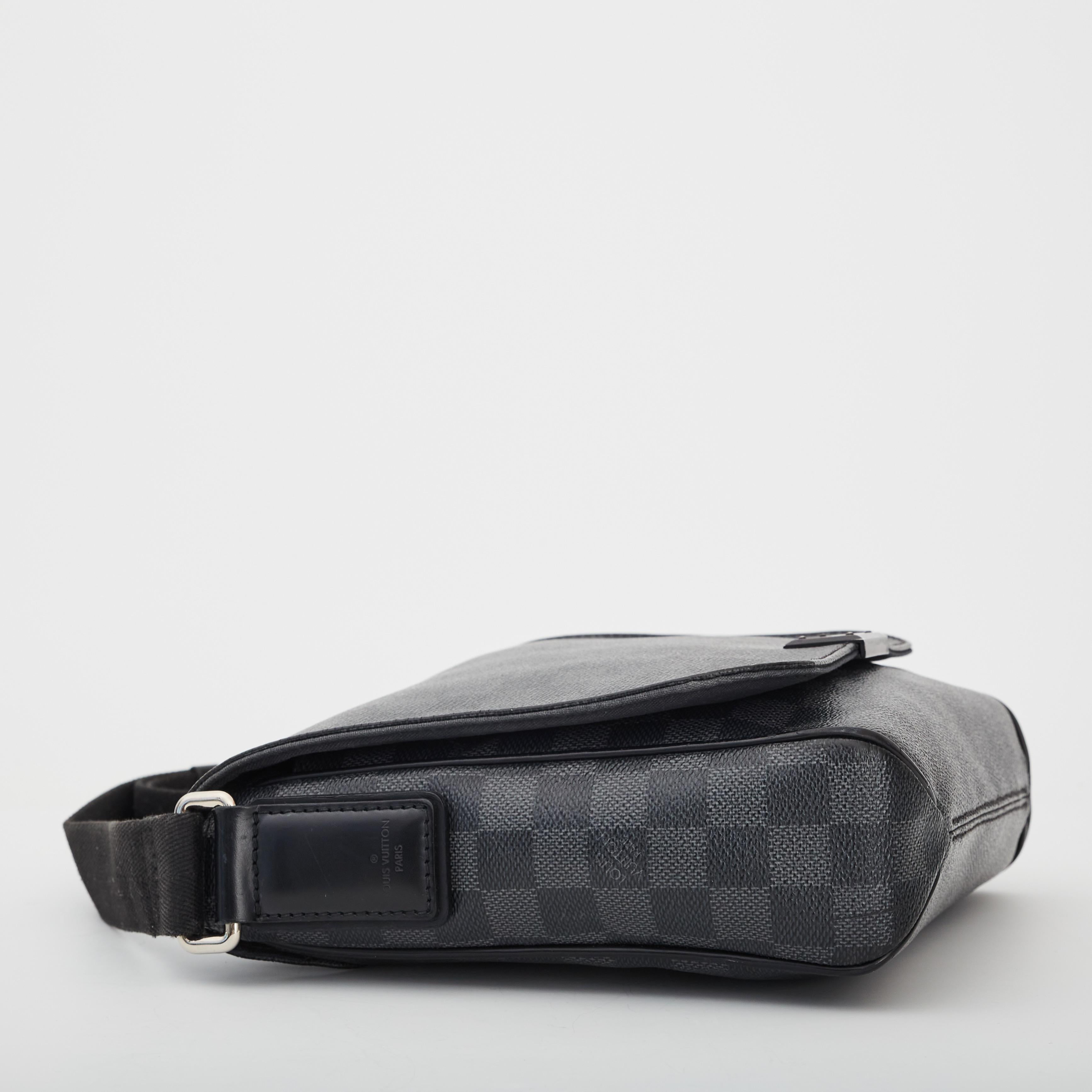louis vuitton messenger bag