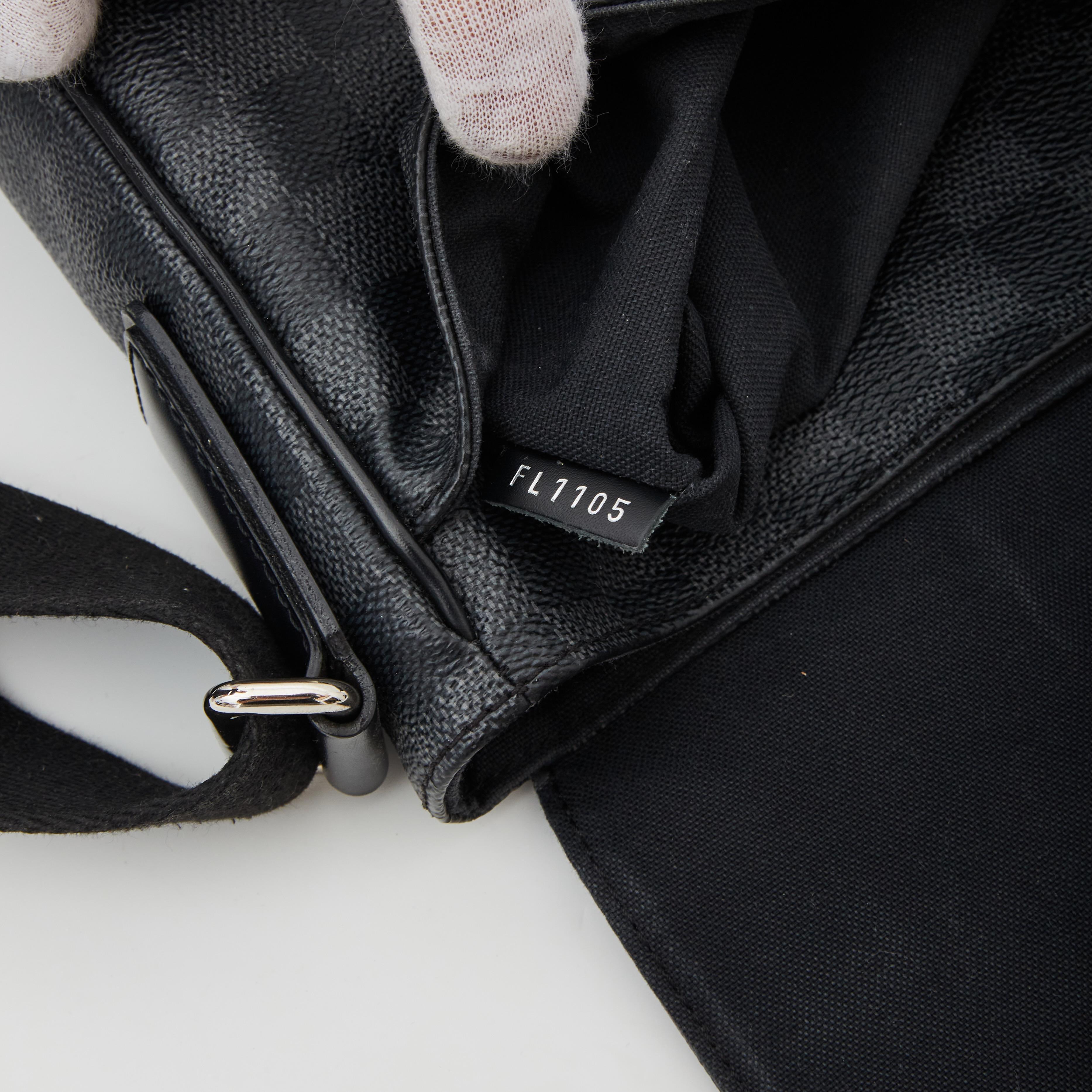 Women's or Men's Louis Vuitton Damier Graphite District Messenger Bag PM (2015)