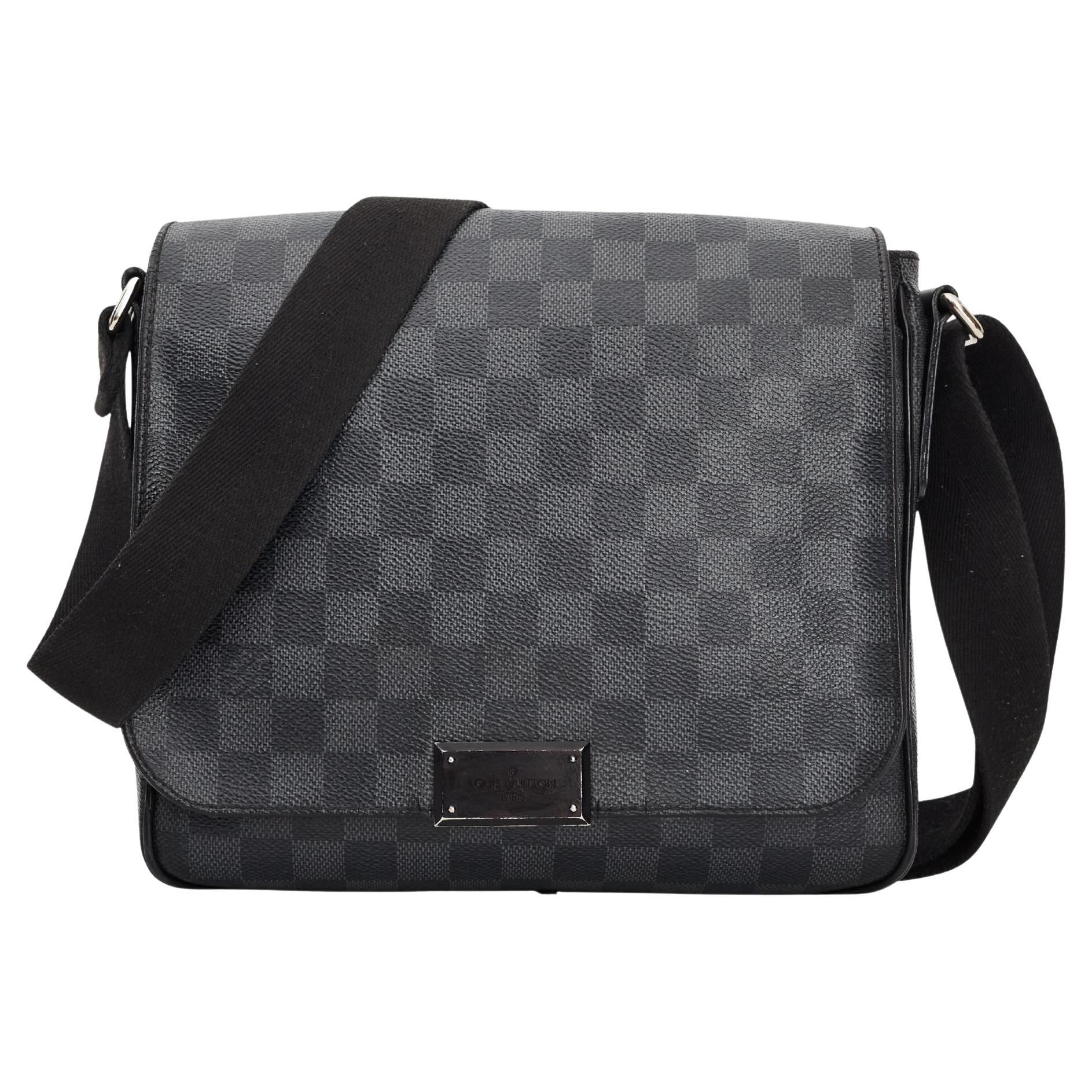 Louis Vuitton Damier Graphite District Messenger Bag PM (2015)