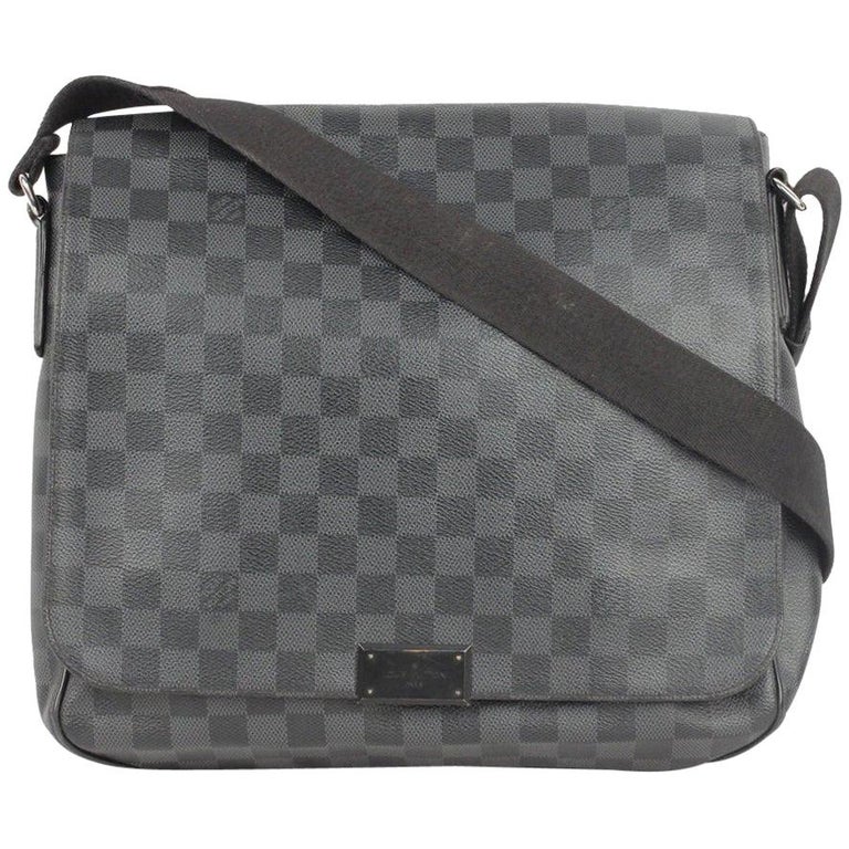Louis Vuitton Damier Graphite District MM Messenger Crossbody Bag
