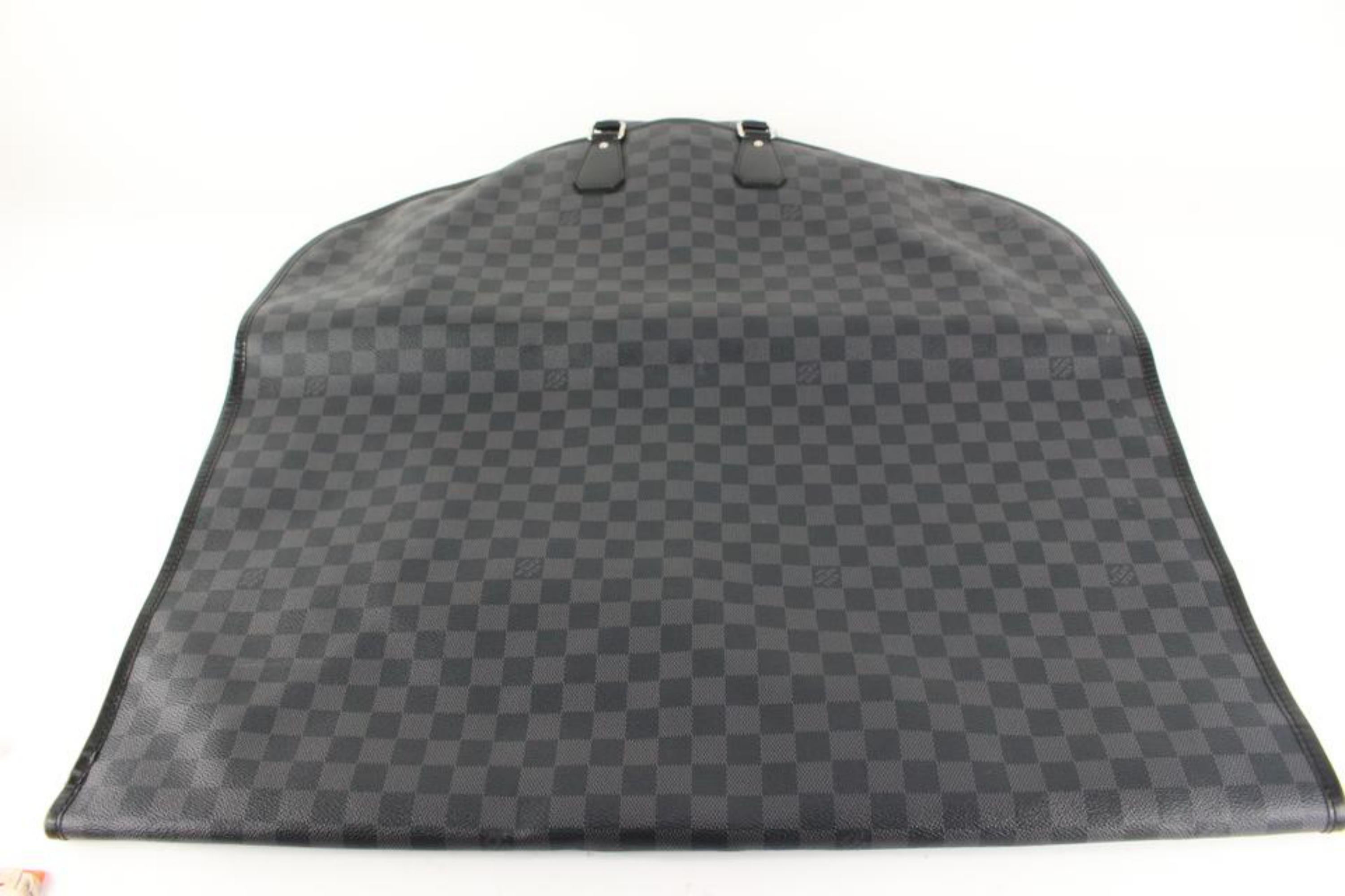Louis Vuitton Damier Graphite Garment Cover Travel Bag 11lk531s In Good Condition In Dix hills, NY