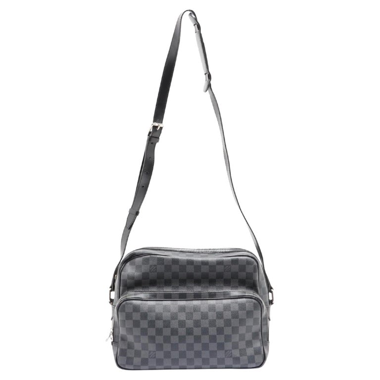 Louis Vuitton XL Monogram  GM Messenger Bag 113lv50 For Sale at  1stDibs