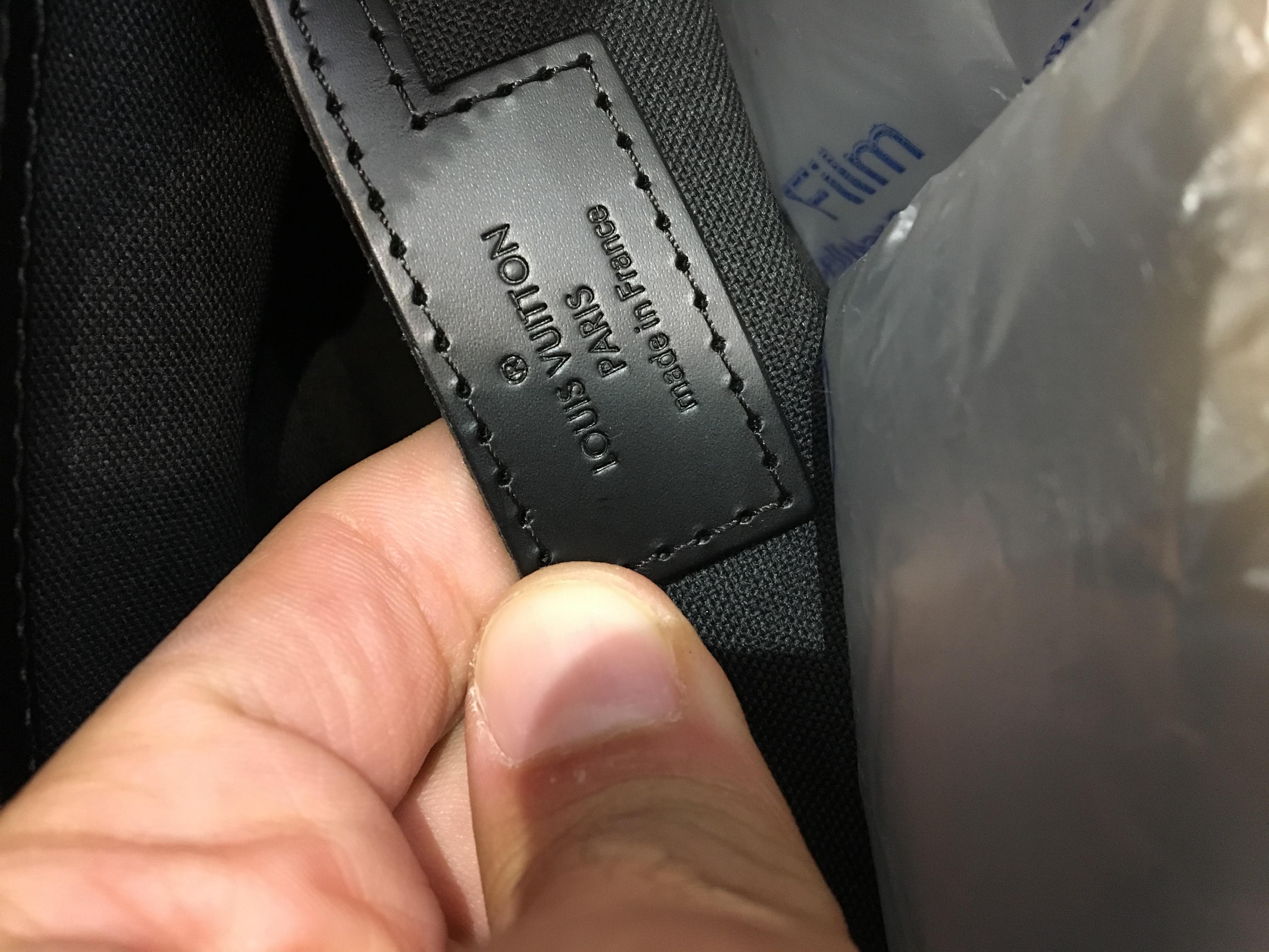 Gray Louis Vuitton Damier Graphite Men's tadao Handbag 