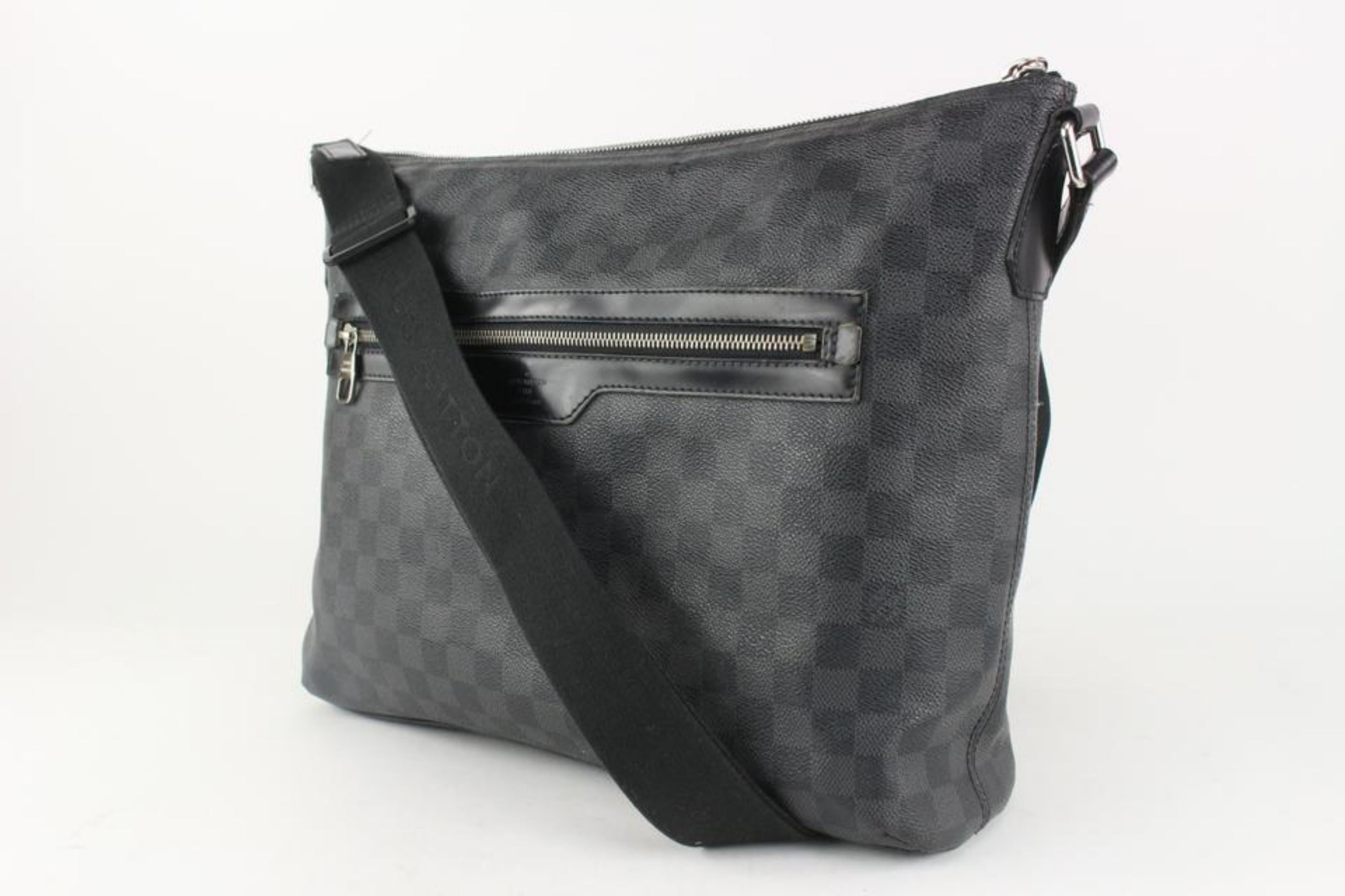 Mick pm bag Louis Vuitton Grey in Synthetic - 25388048