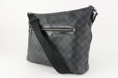 Louis Vuitton Damier Graphite Mick MM Crossbody Messenger Bag 1116lv30