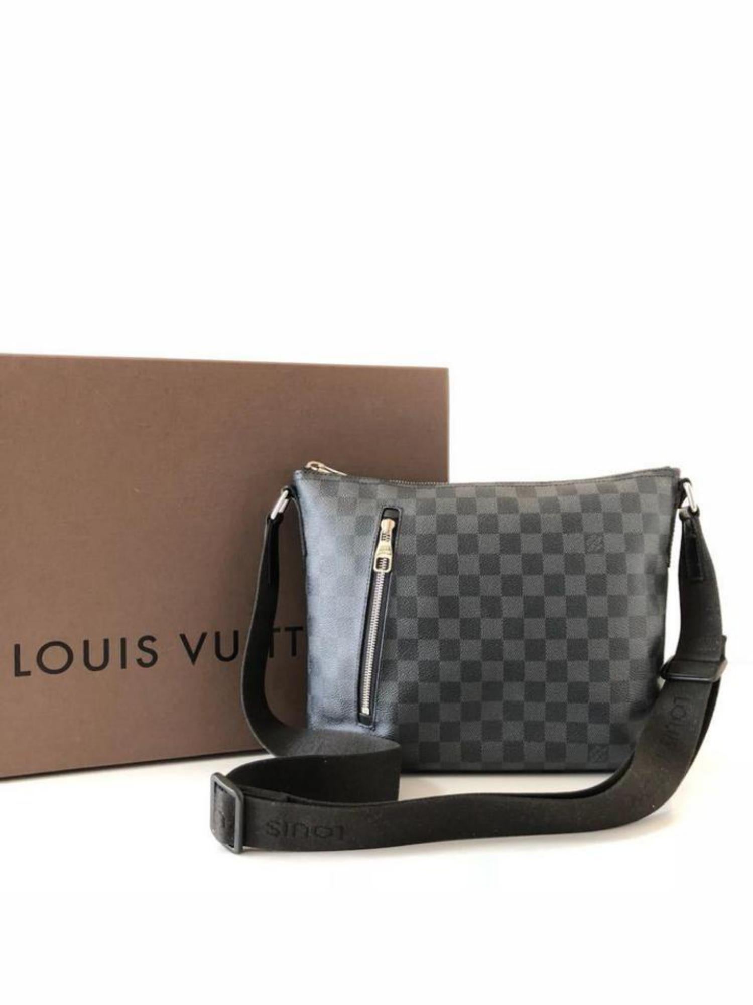 Louis Vuitton Damier Graphite Sling Bag for Sale in Scottsdale, AZ