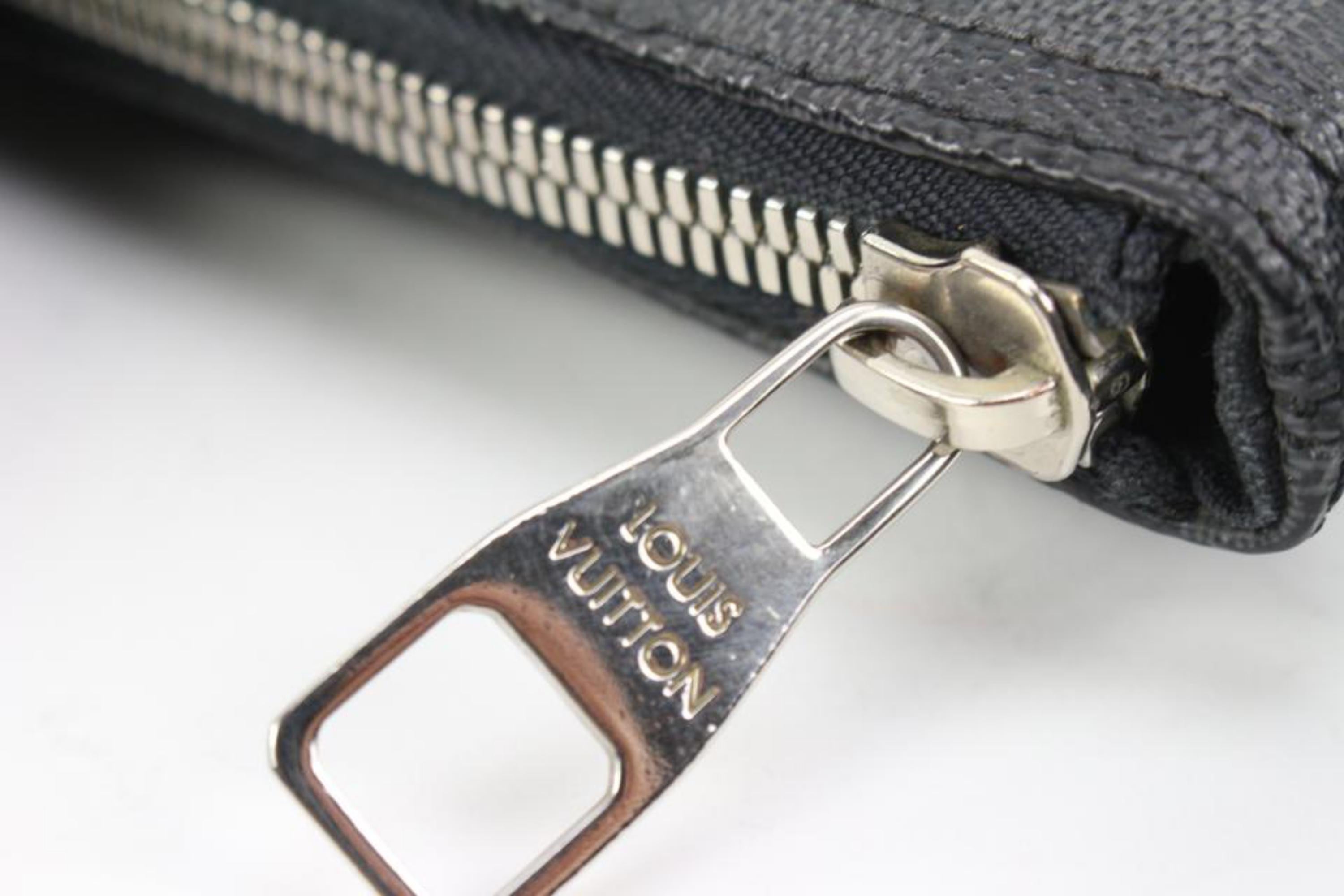 Gray Louis Vuitton Damier Graphite Mick PM Messenger Crossbody 30lk311s For Sale