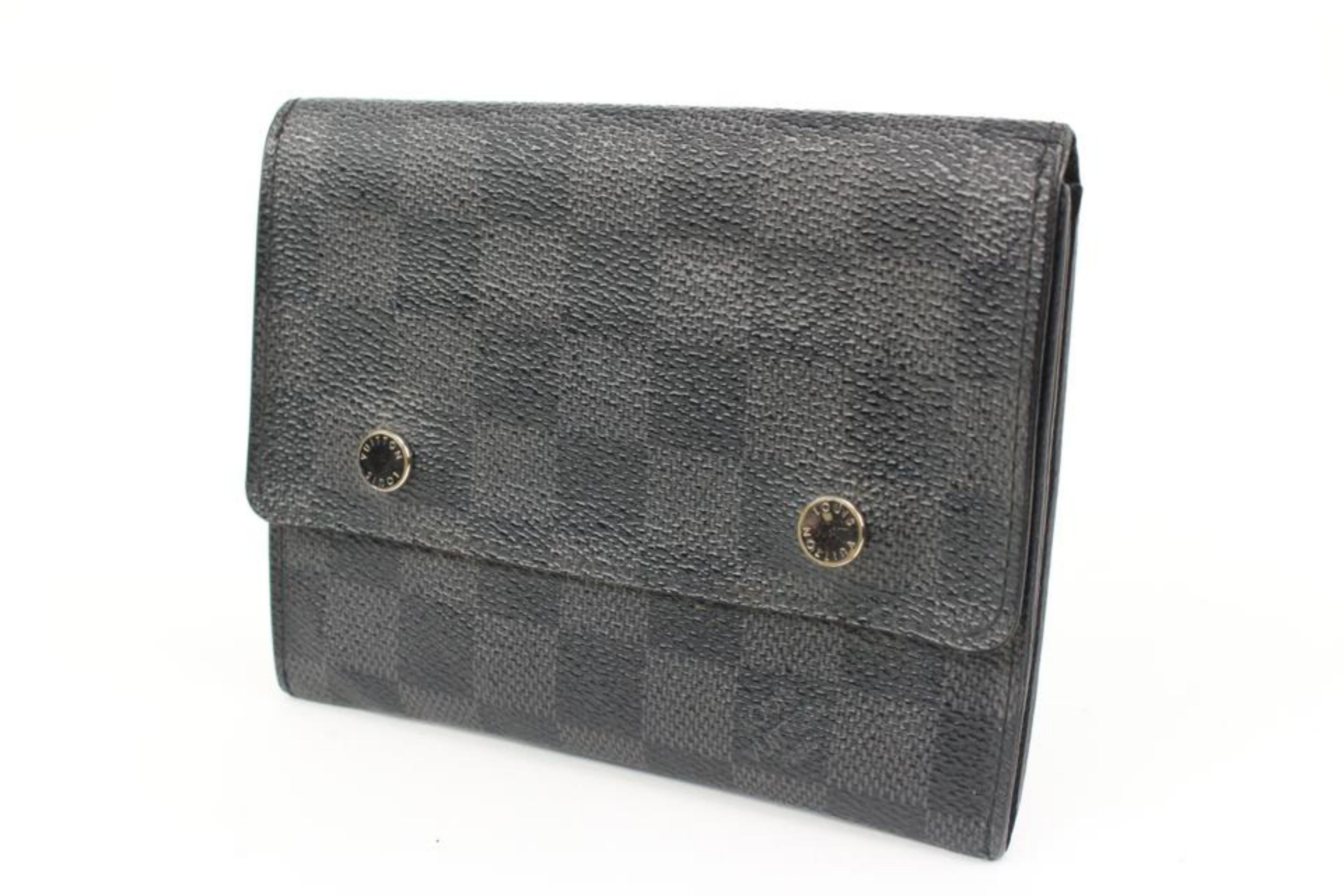 Louis Vuitton Damier Graphite Modulable Compact Snap Wallet 26lk413s
Date Code/Serial Number: MI2181
Made In: France
Measurements: Length:  5.5
