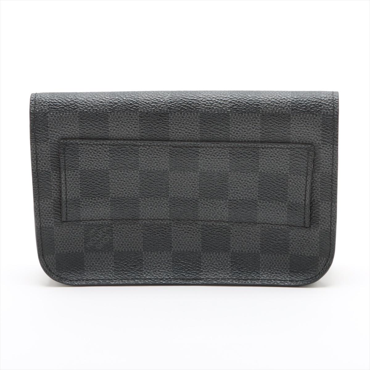 Louis Vuitton Damier Graphite Pochette Homme In Good Condition For Sale In Indianapolis, IN
