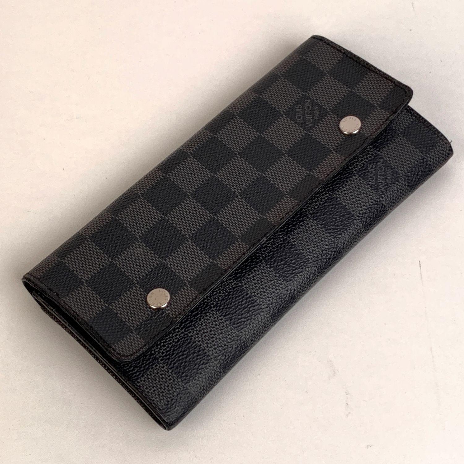 lv document wallet