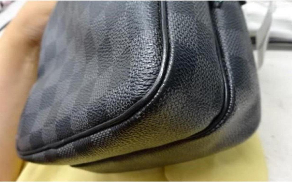 Louis Vuitton Damier Graphite Rem Crossbody Messenger Amazon Bag  861346 5