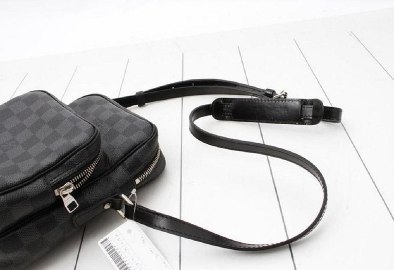 Louis Vuitton Damier Graphite Rem Crossbody Messenger  Bag 861346