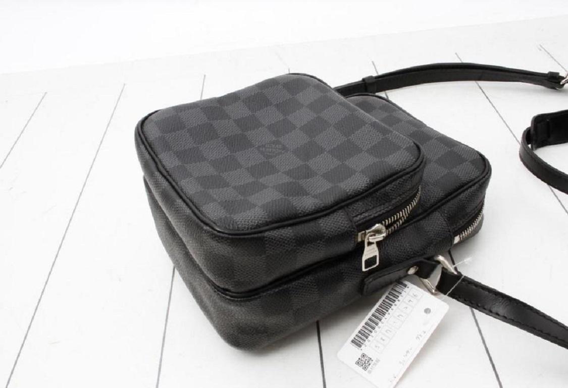 Louis Vuitton Damier Graphite Rem Crossbody Messenger Amazon Bag  861346 1