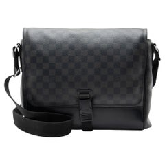 Sac messager Louis Vuitton Damier Graphite Skyline MM